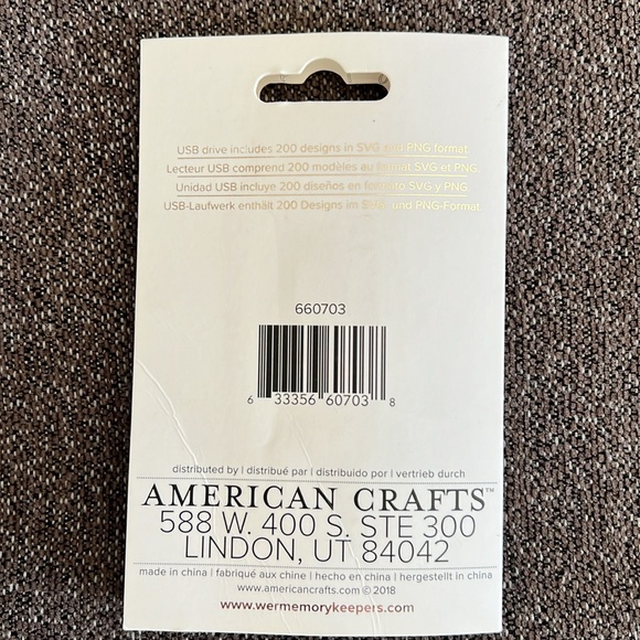 We R Memory Keepers Foil Quill Heidi Swapp Amy Tangerine Paige Evans USB Drive - Picture 10 of 10